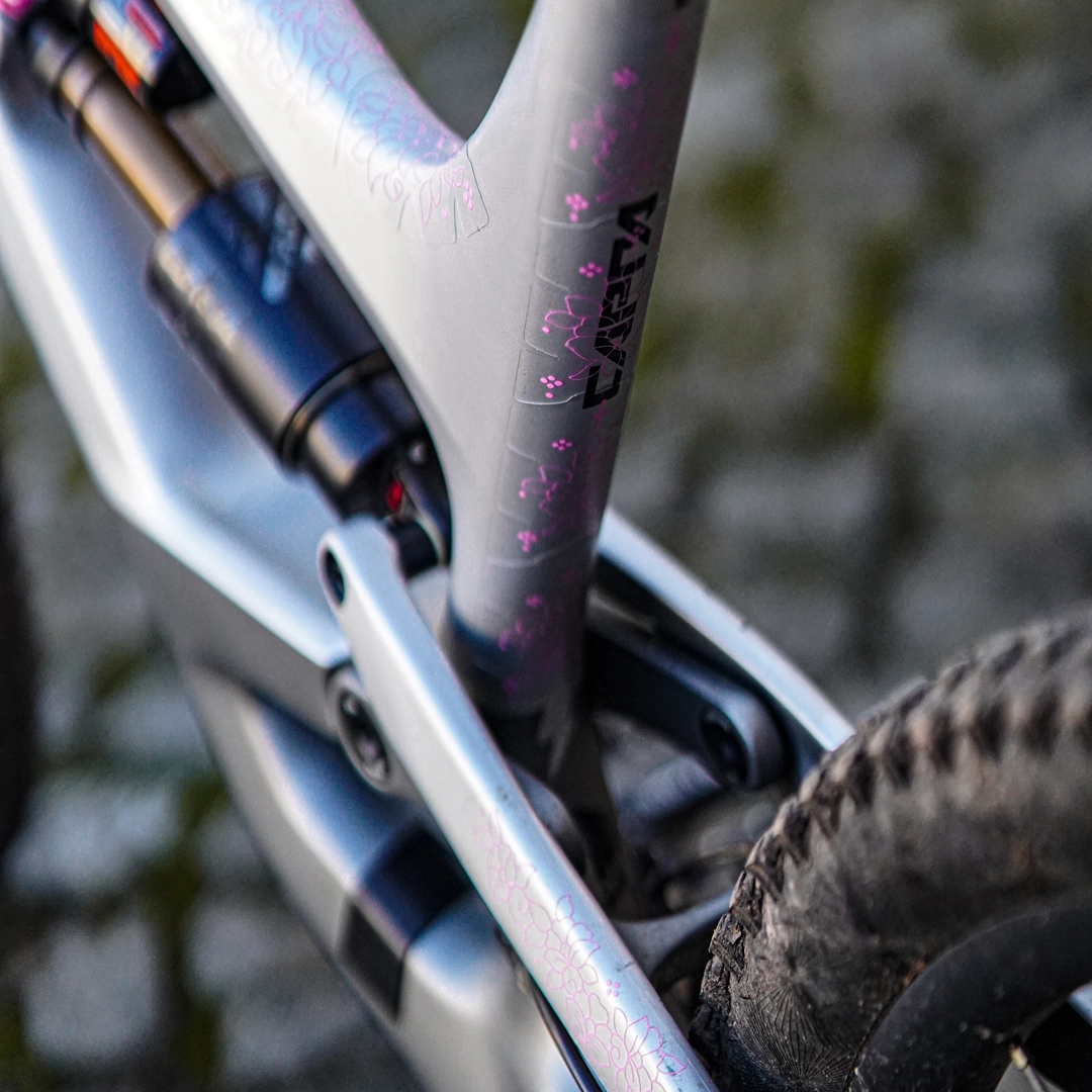 Frame Protection XXL Filigree rose - unleazhed matt