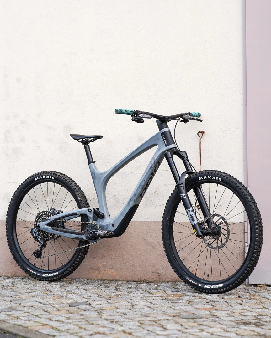 Bold Bike Unplugged Ultimate - Showbike