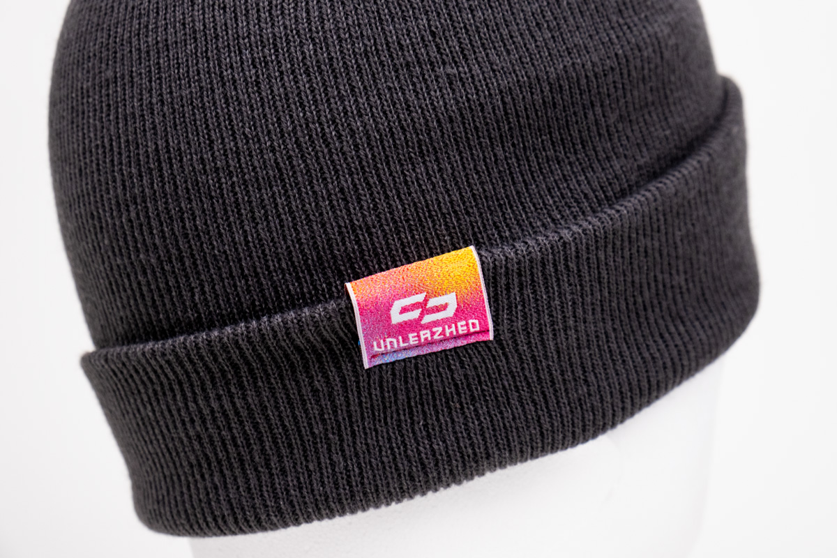 BE01 grey base stick
