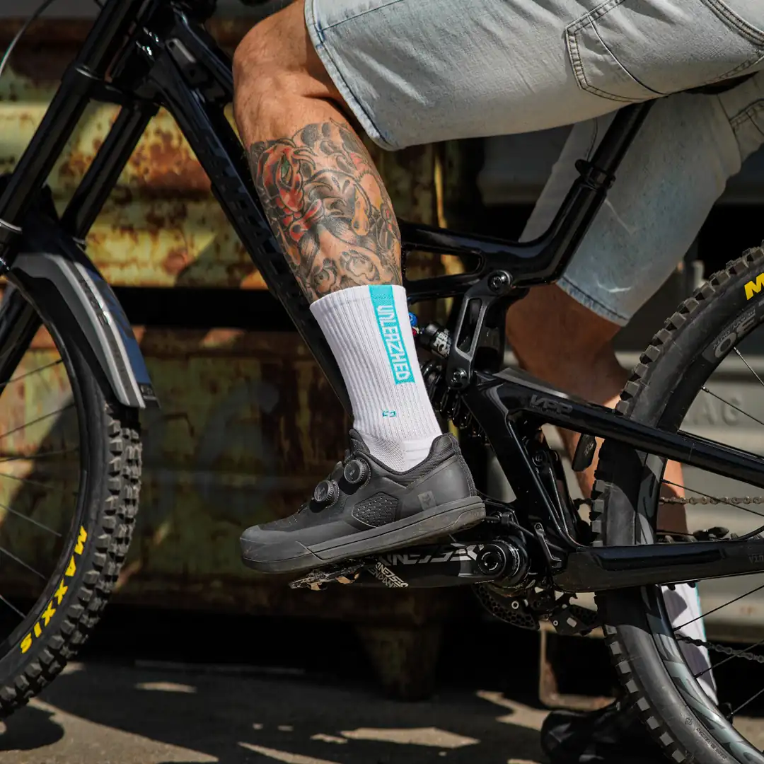 MTB Socks snazy white-red - Unleazhed 4
