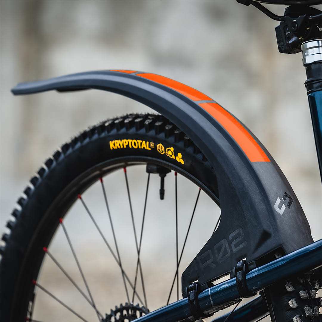 Bike wheel mudguard top