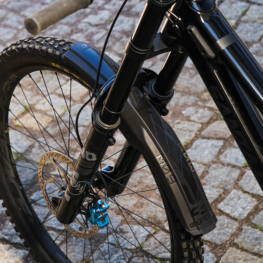 Basic bundle MTB Mudguard long M09 BoltOn with holder