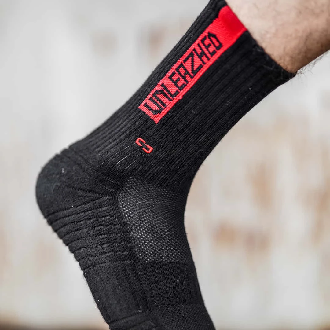MTB Socks snazy 4 x black-red - Unleazhed