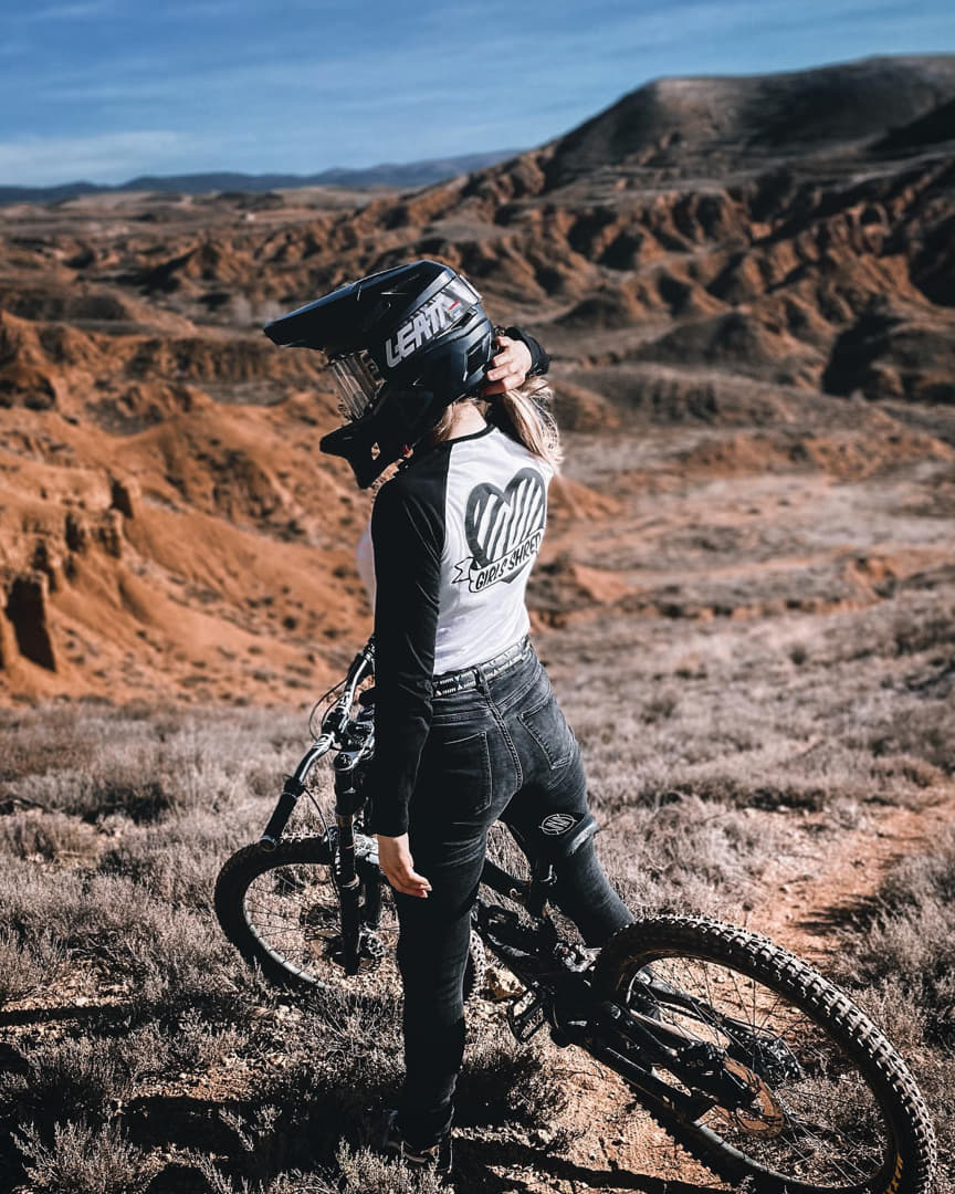 Unleazhed Girls Shred Unleazhed Girls Shred