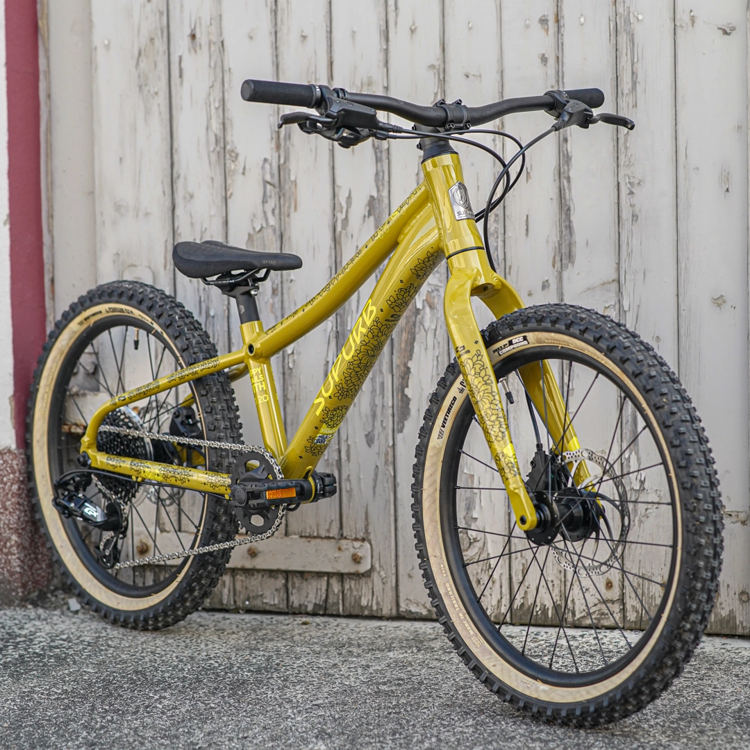 Kids frame protection foil filigree black - unleazhed matt