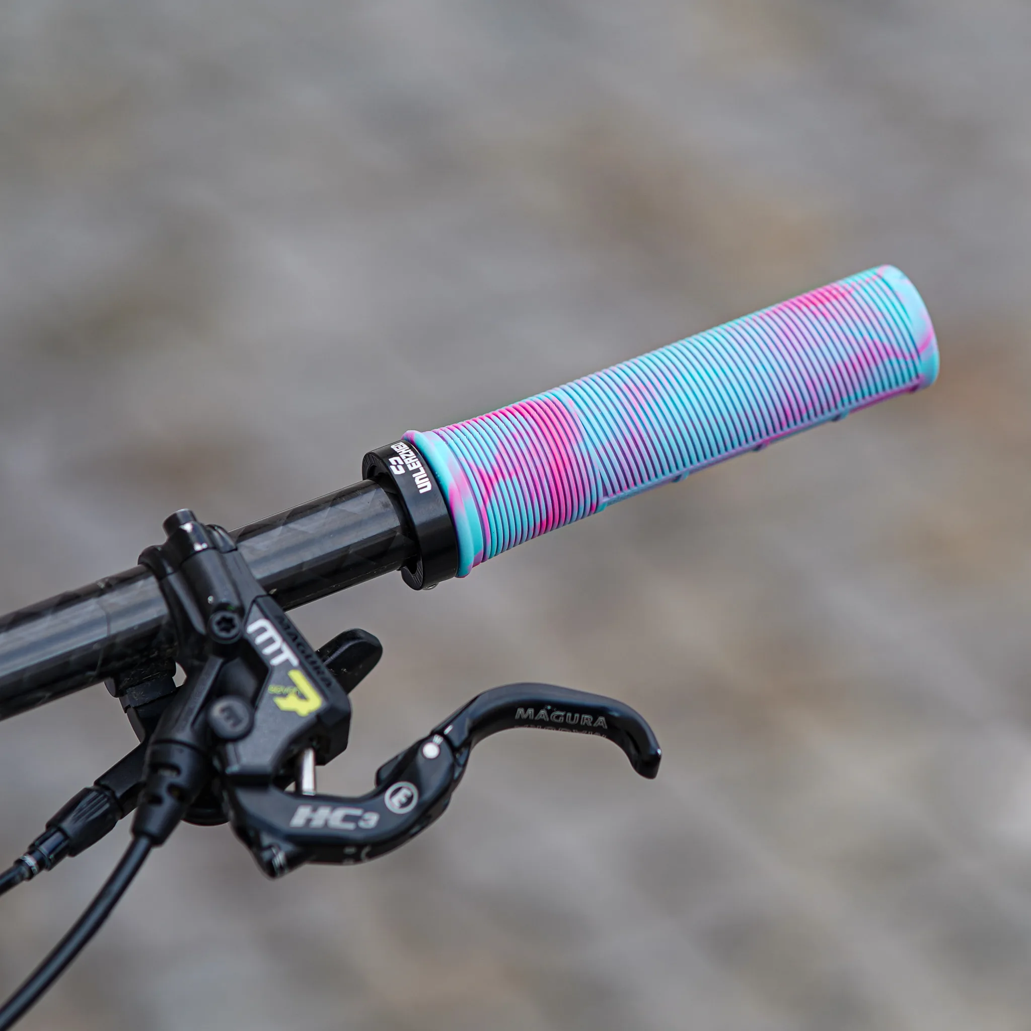 MTB Griffe G1 -Turquoise Pink - Unleazhed MTB Griffe G1 -Turquoise Pink - Unleazhed