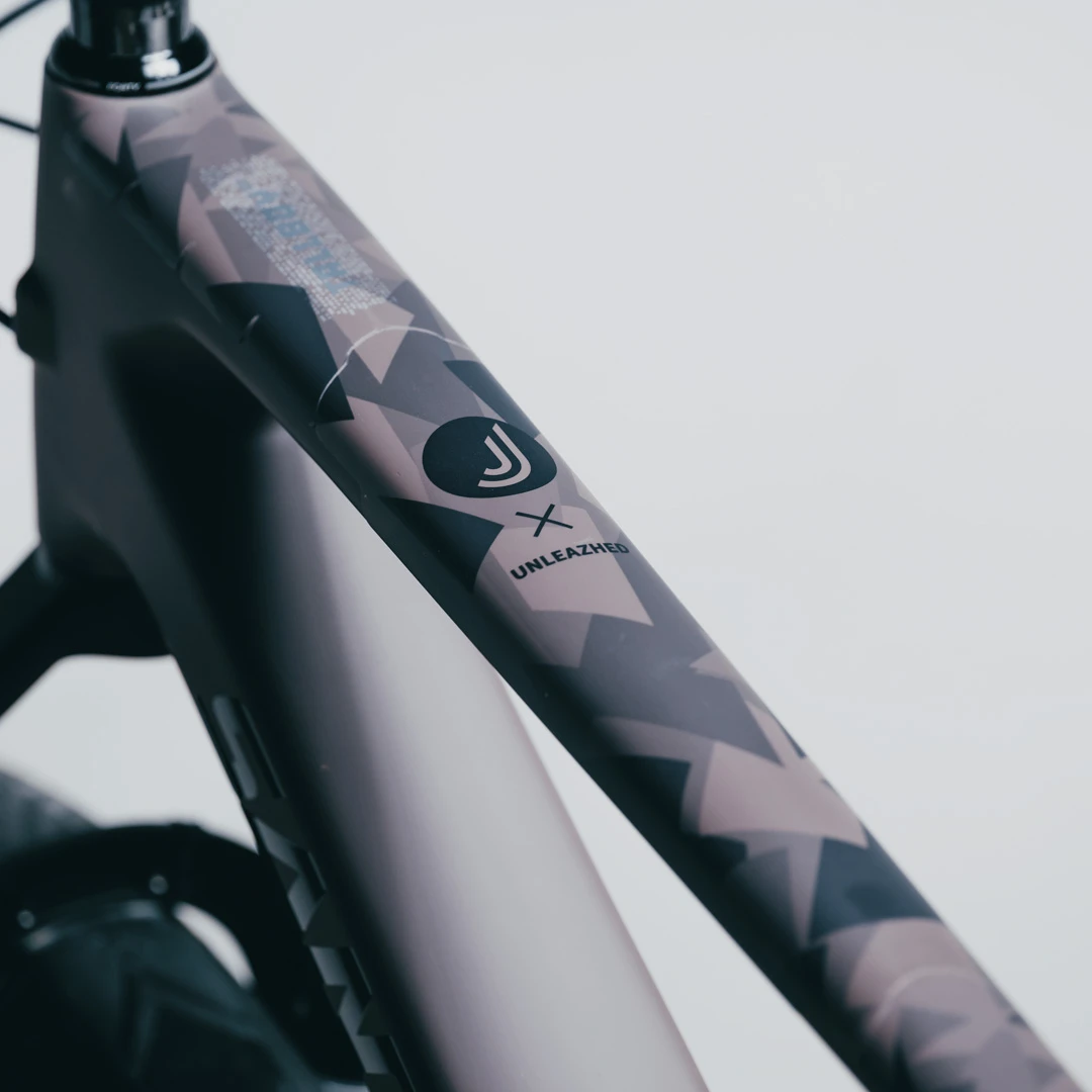 Frame Protection S matt top tube Jasper Jauch Camo black - unleazhed