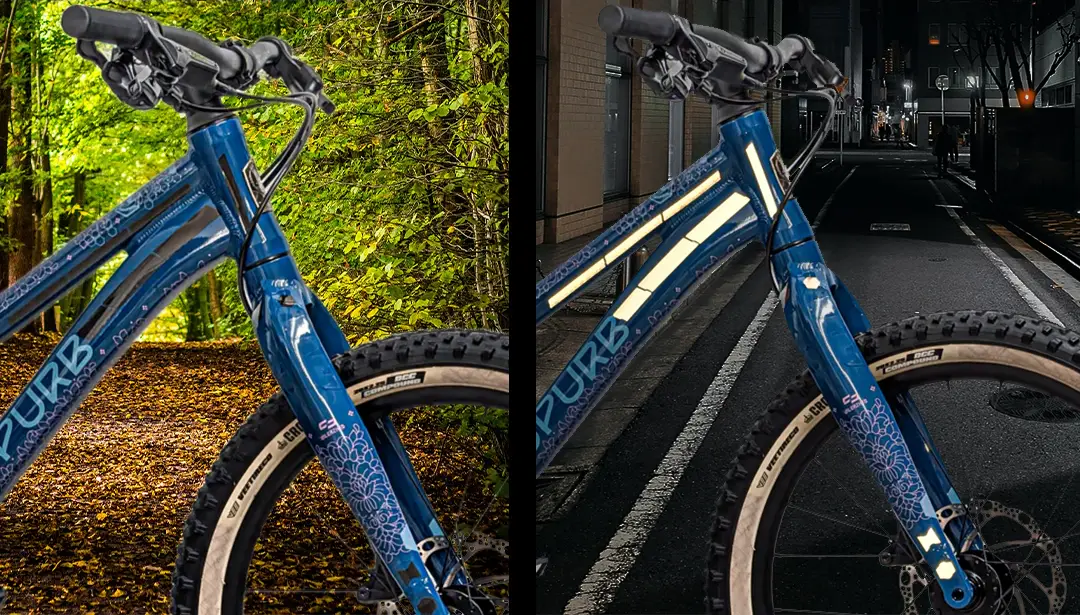 Originalfotos: Klebereflektoren am Kinderfahrrad bei Tag links und bei Nacht rechts