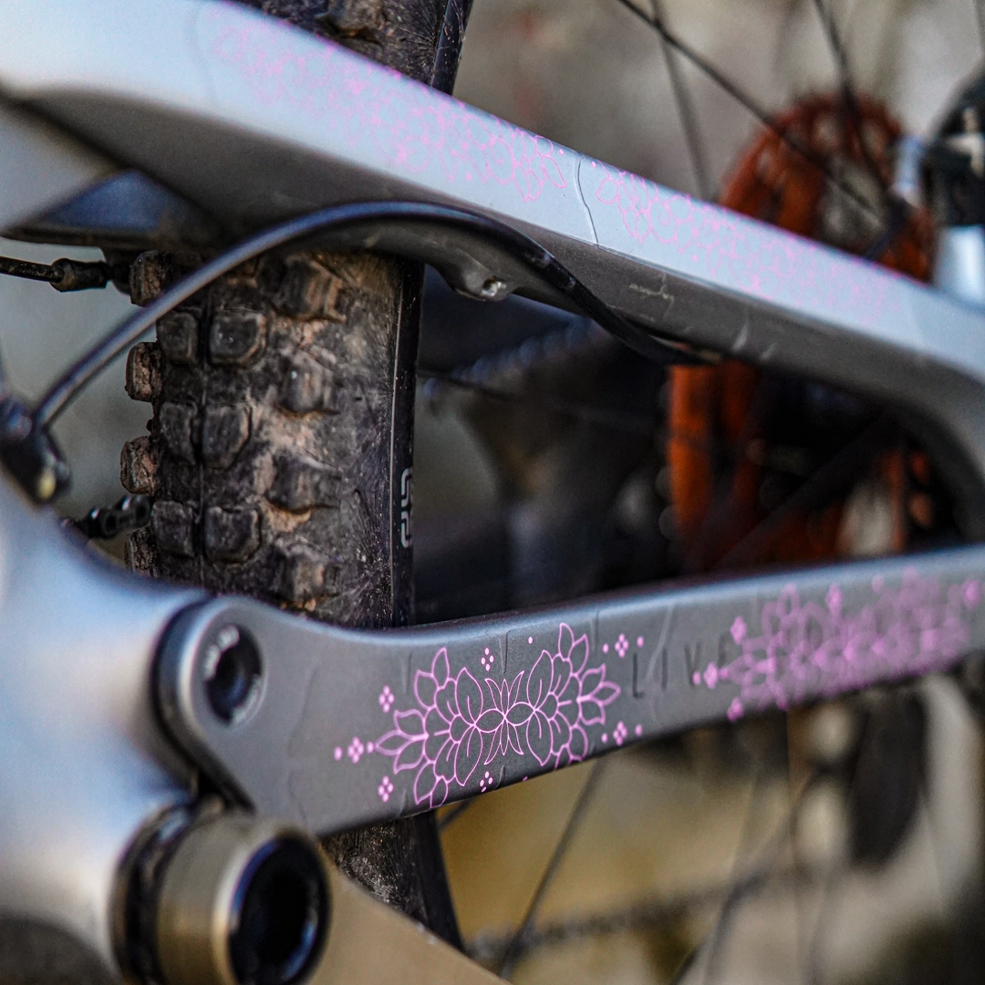 Frame Protection XXL Filigree rose - unleazhed matt