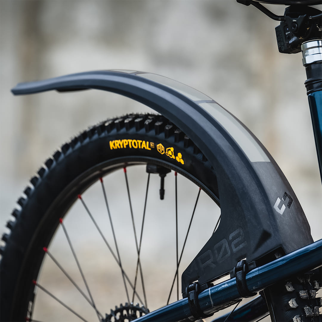 MR02 Rear wheel mudguard sticker chalk - Unleazhed